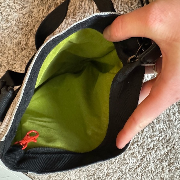 Sherpani Grey and Black Crossbody Travel Purse - Picture 5 of 5